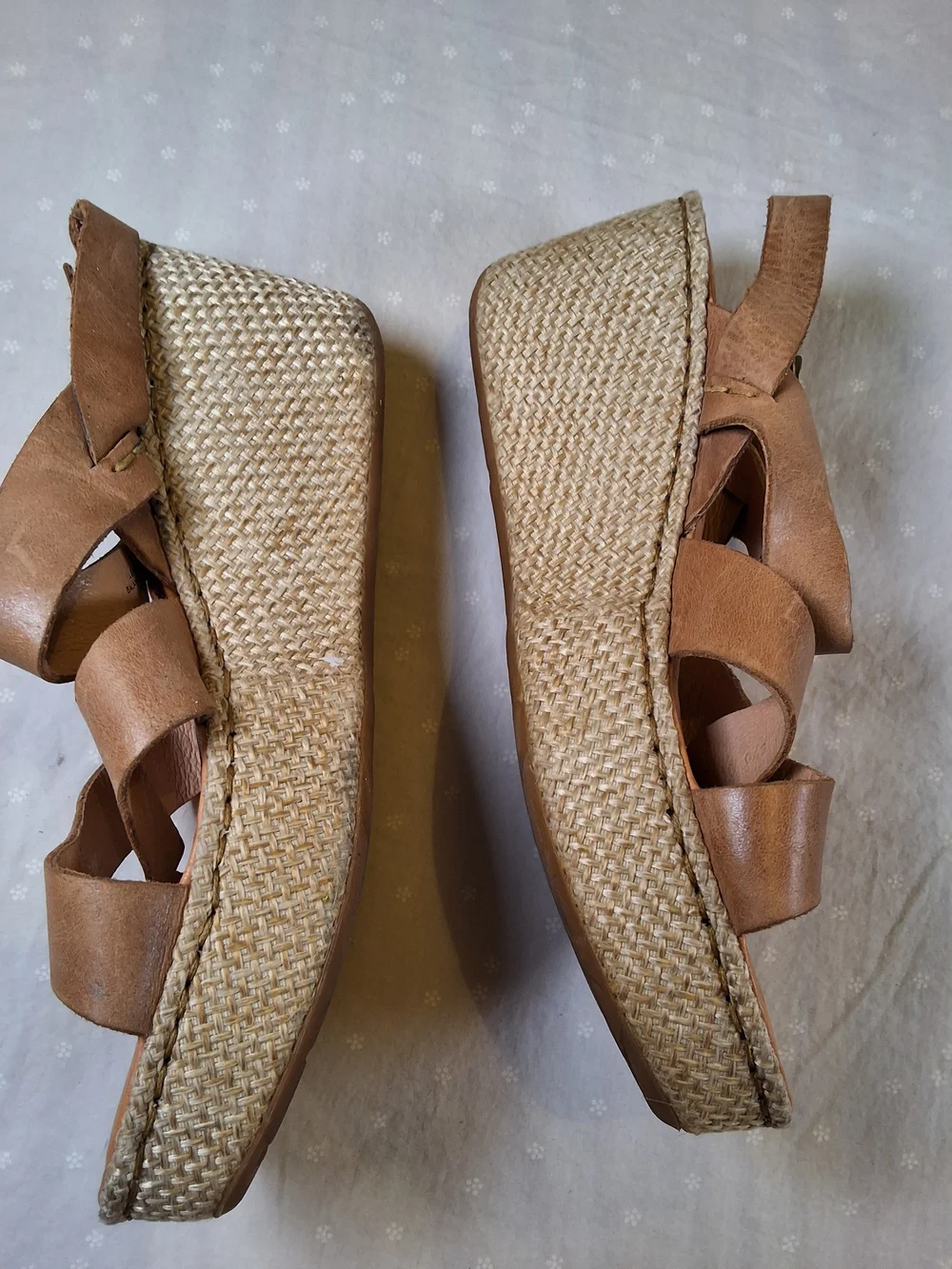 Born Women's Brown Leather Espadrille Wedge Sandals